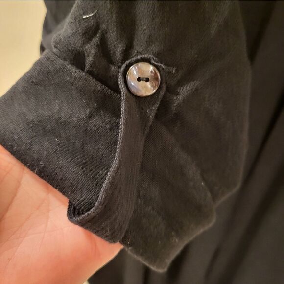 Chico's Bamboo Rayon & Cotton Black Lightweight Sweater Cardigan, Size 1 (8, M) - Picture 3 of 4